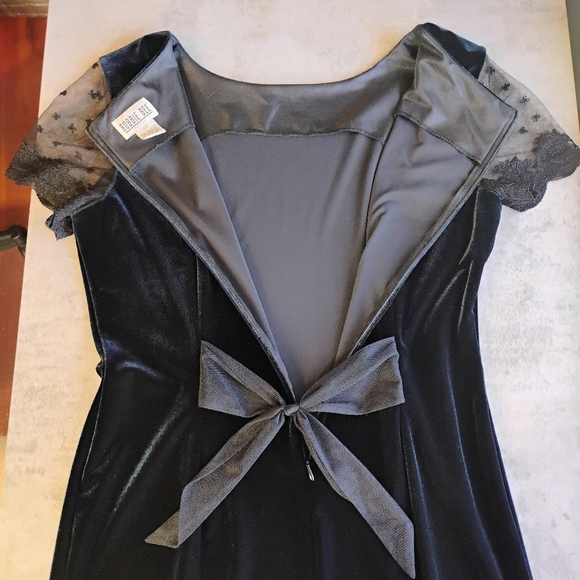 Vintage Robbie Bee Black Velvet Maxi Dress Bow Lace Sleeves Size 12 Petite - Picture 6 of 12